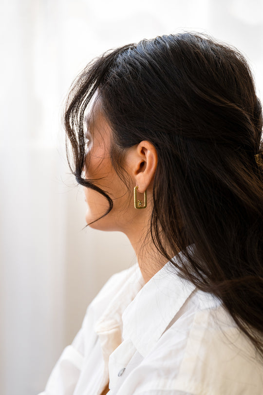Long Rectangular Hoop Earrings with Flower - Diamond