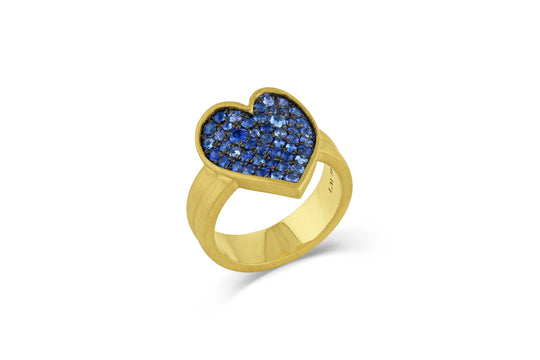 Pavé Heart Ring - Blue Sapphire