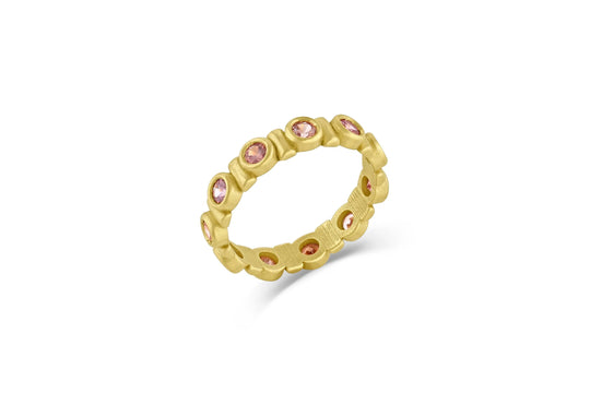 Ulaini Eternity Band -Malaia Garnet