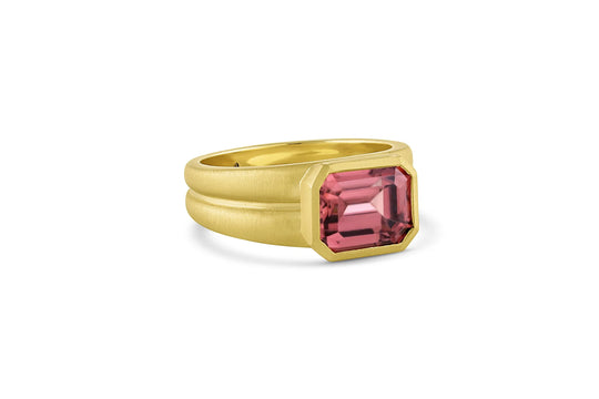East/West Emerald Cut Ring - Rose Zircon