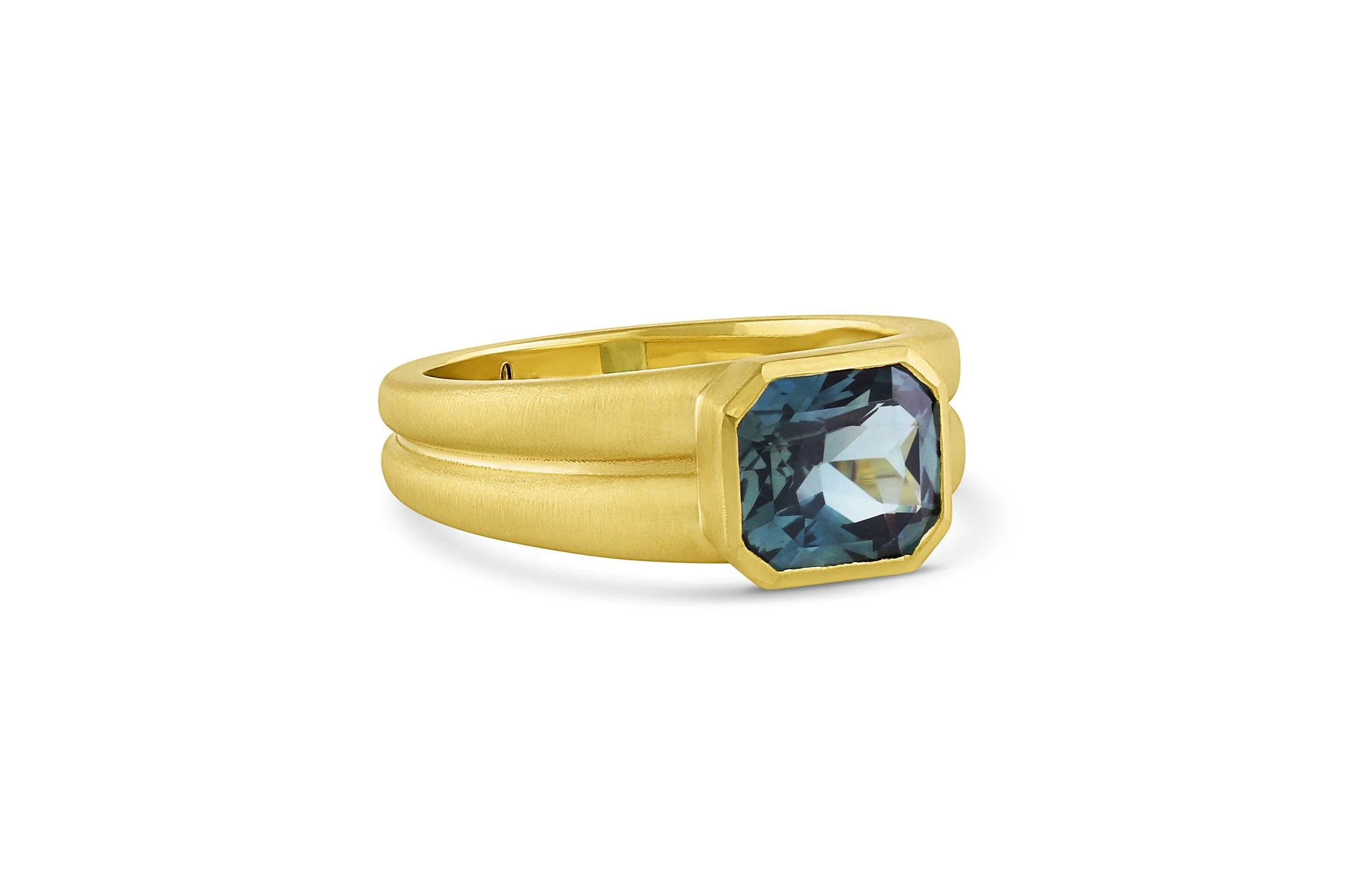East/West Emerald Cut Ring - Blue/Green Sapphire
