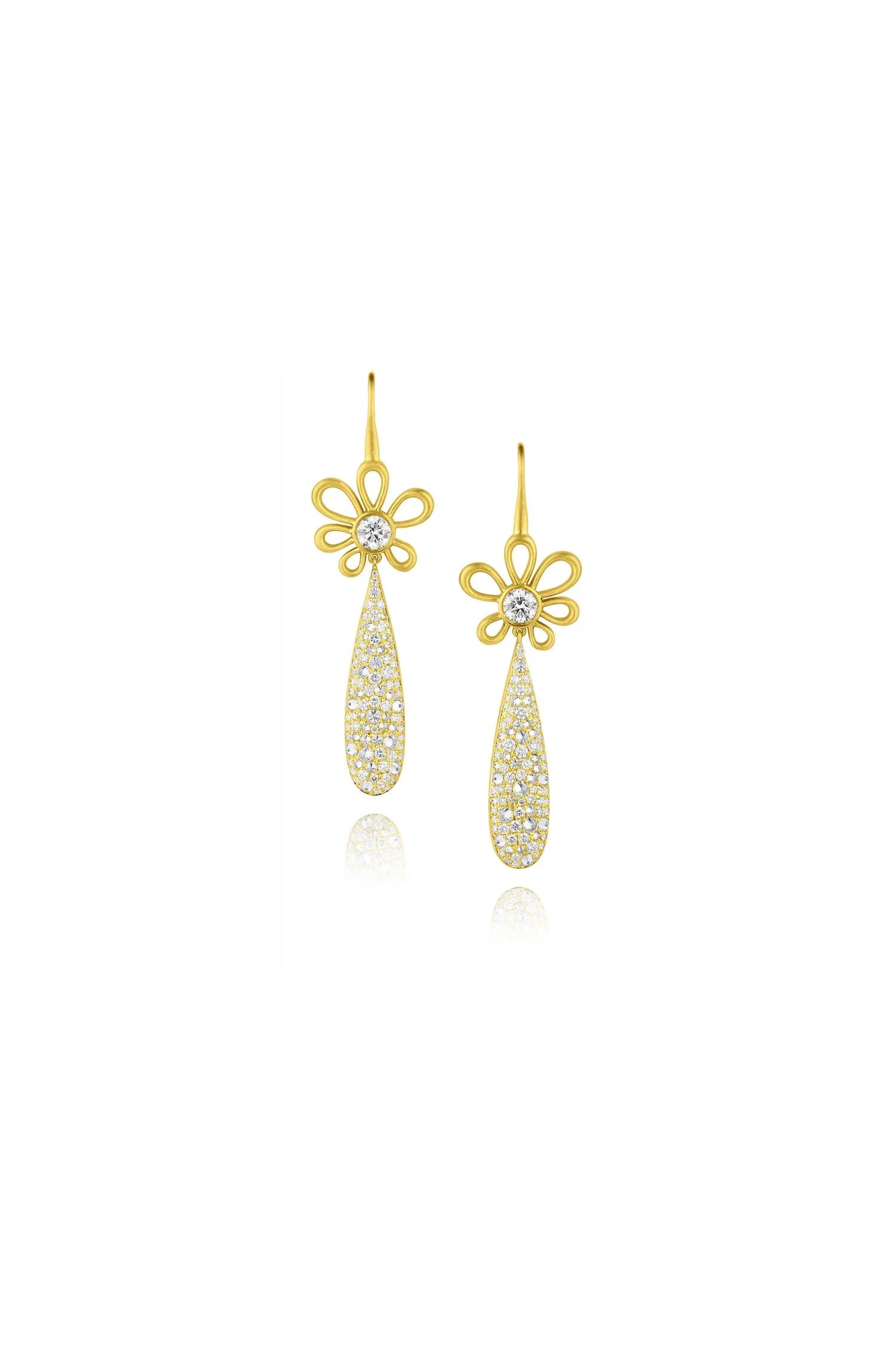 Pavé Flora Earrings - Diamond