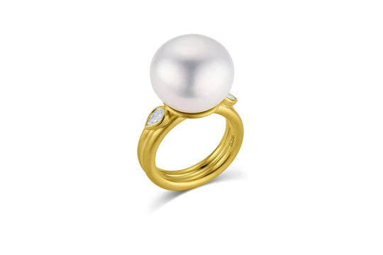 Bahari Ring - White South Seas Pearls