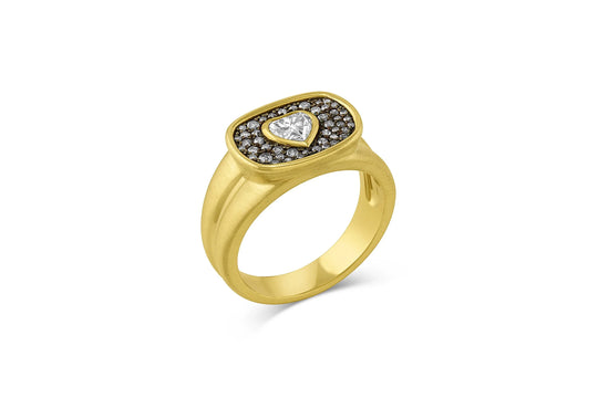 Pavé Signet Ring - Grey Diamond Heart