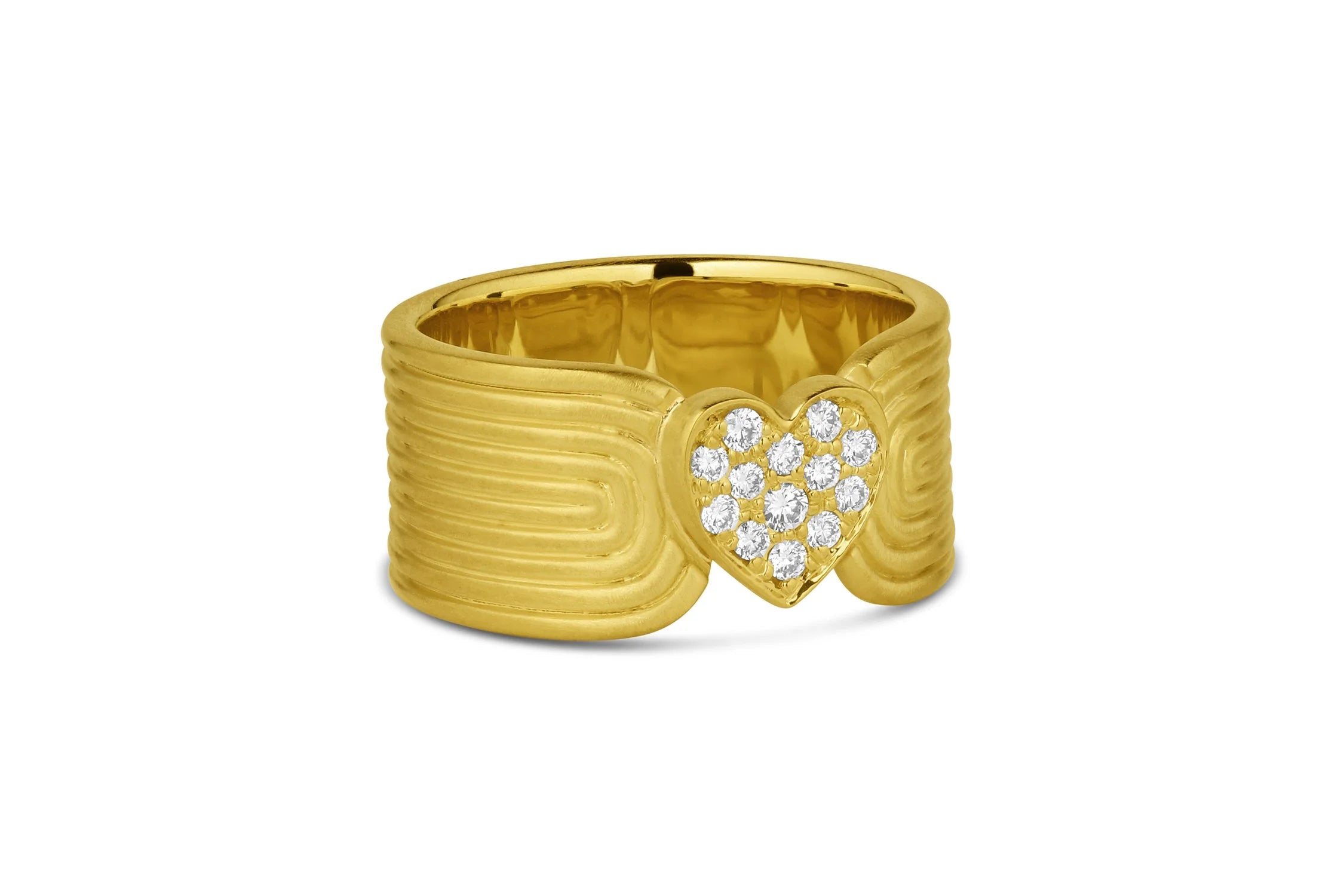 Ridged Band with Pavé Heart - Diamond