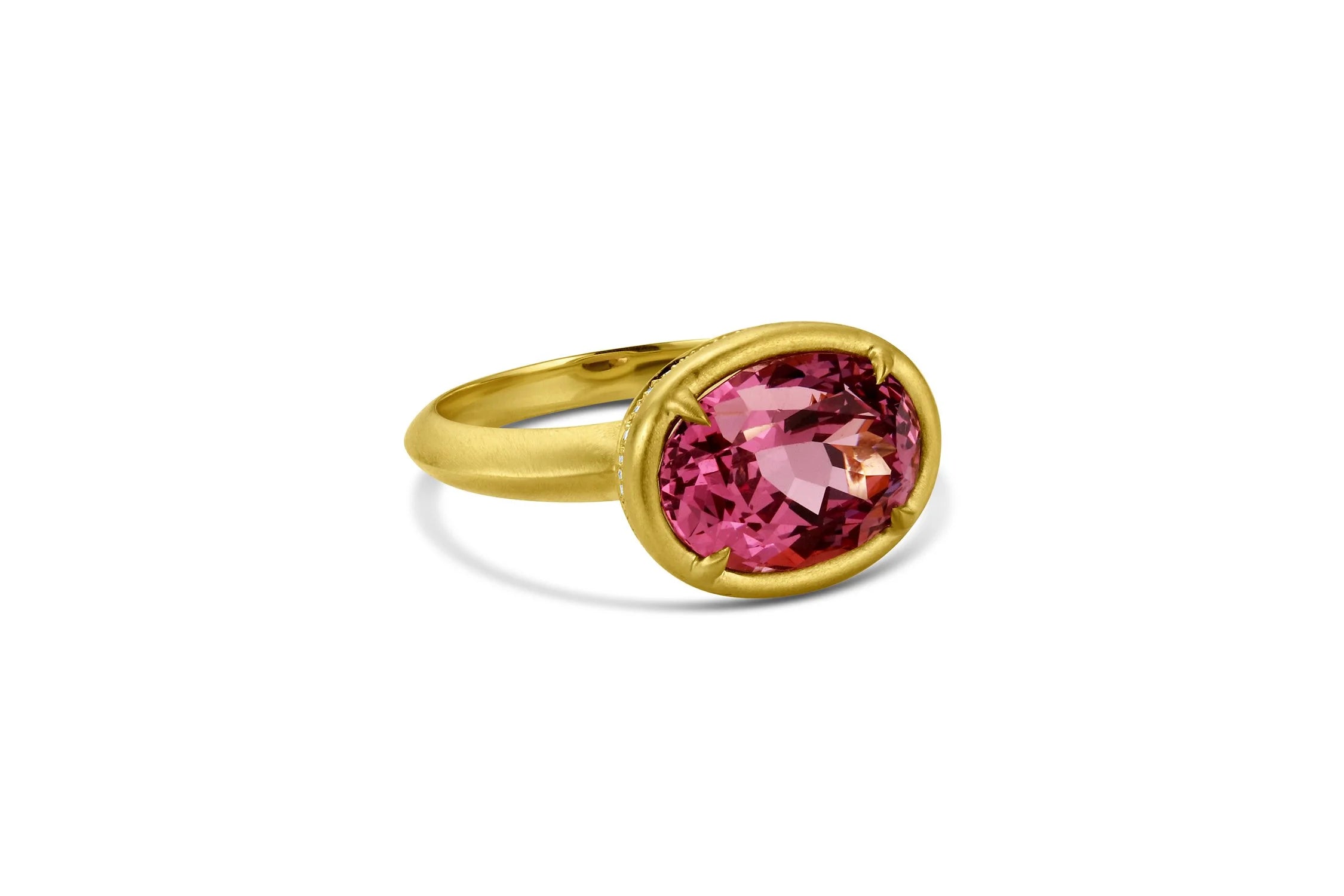 Bijou Ring - Lotus Garnet