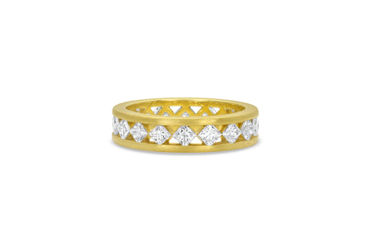 Ameerah Signature Ring - Diamond