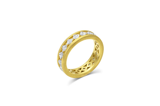 Ameerah Signature Ring - Diamond